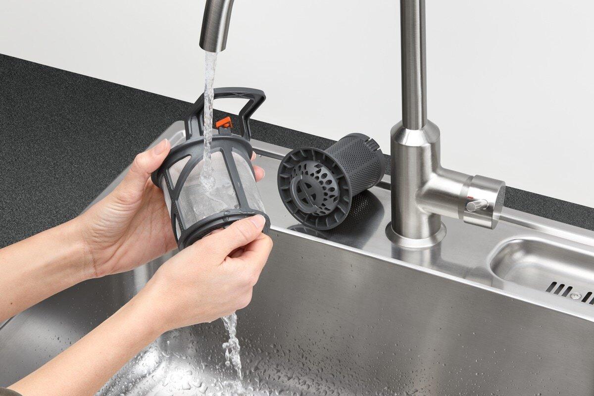 AEG FSE76738P Vollintegrierter-Geschirrspüler / Serie 7000 mit GlassCare / 60cm / WLAN-fähig / AirDry