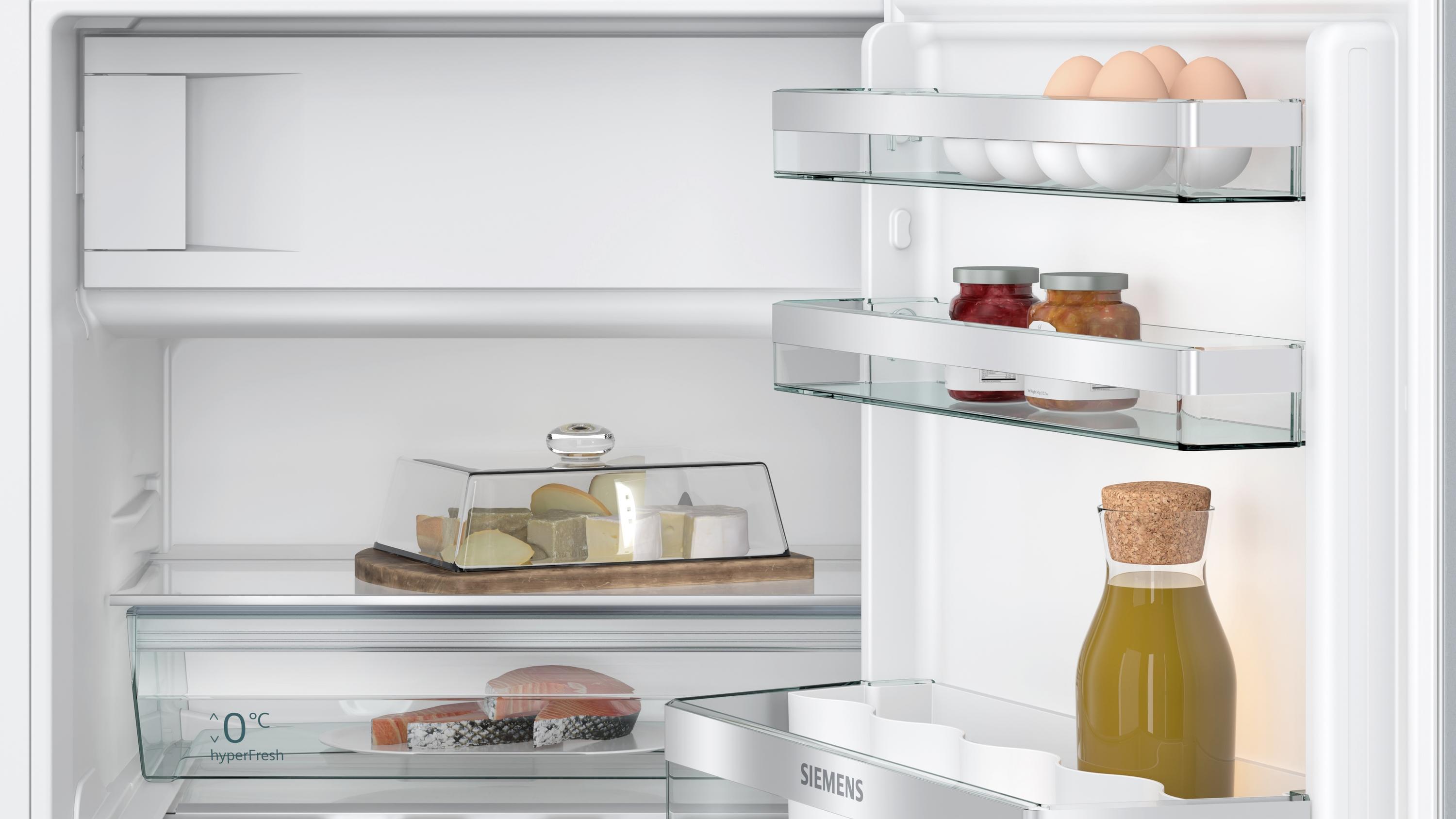 Siemens iQ500 KU22LADD0 Kühlschrank mit Gefrierfach vollintegrierter Einbau mit Flachscharnier 110 l D