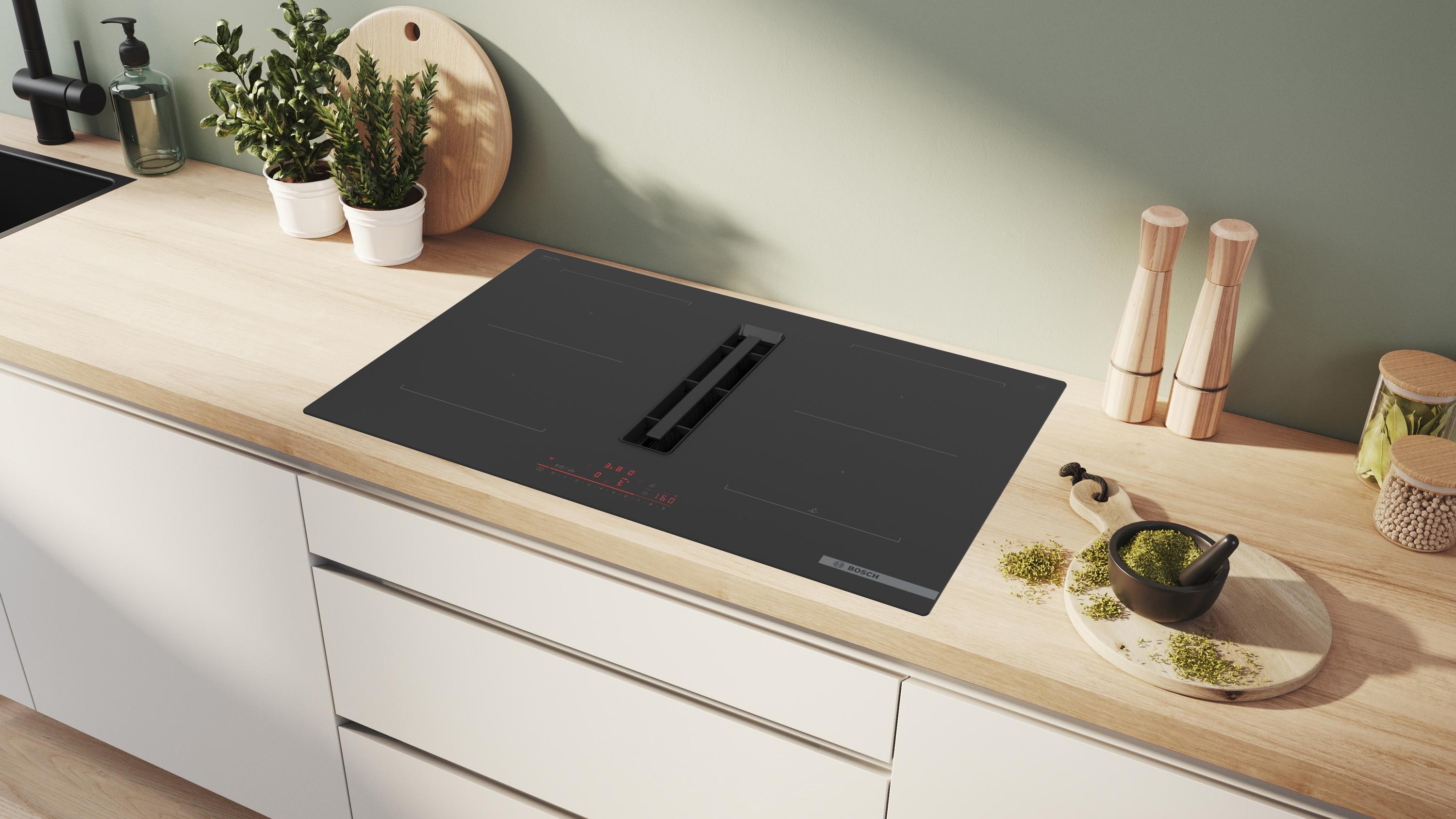Bosch PVQ811H26E Induktionskochfeld mit Dunstabzug, 80 cm breit, Rahmenlos aufliegend, PerfectFry Plus Bratsensor