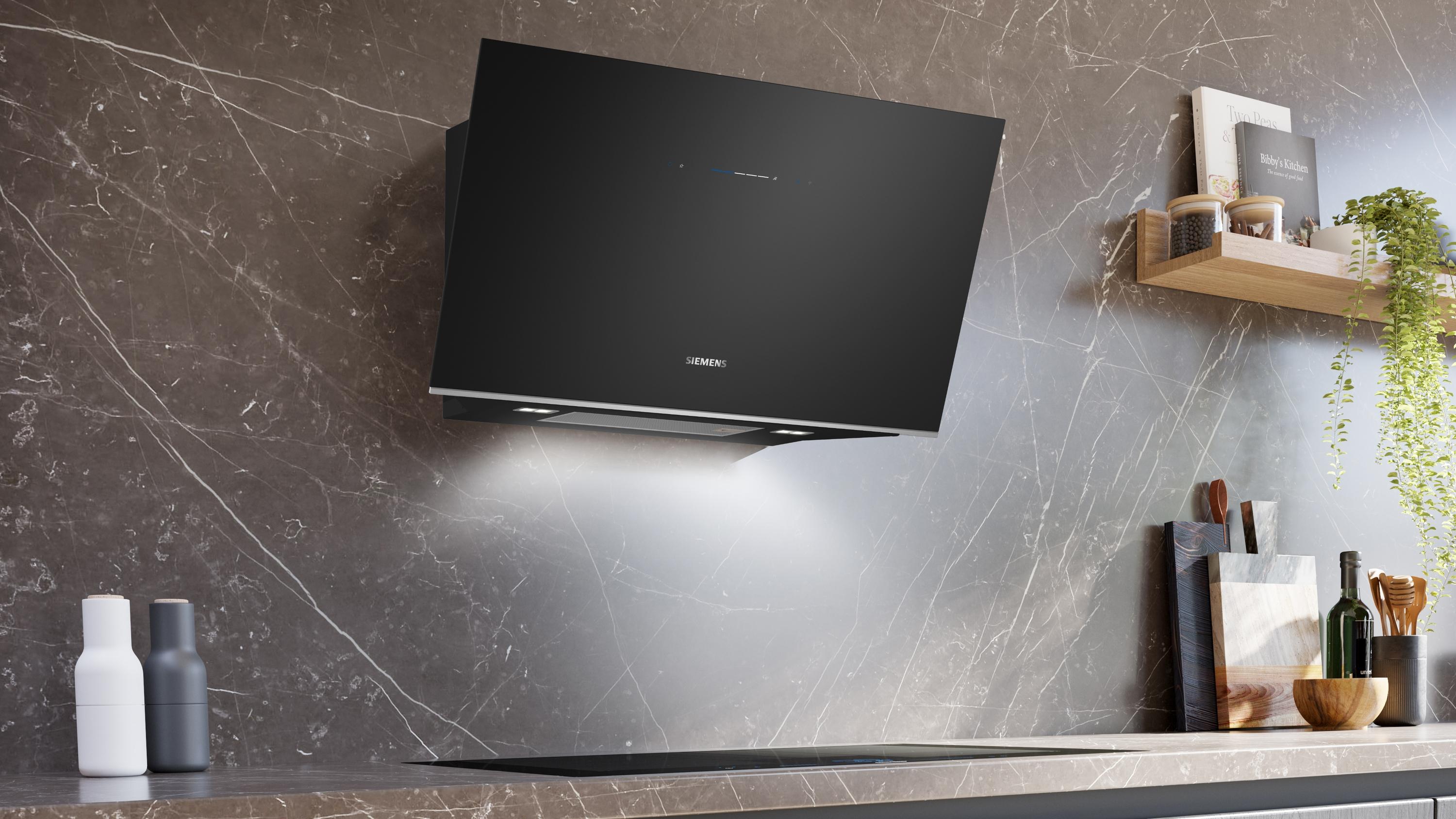 Siemens LC91KLT60 iQ700, Dunst­ab­zugs­hau­be schwarz, 90 cm, Home Connect , A+