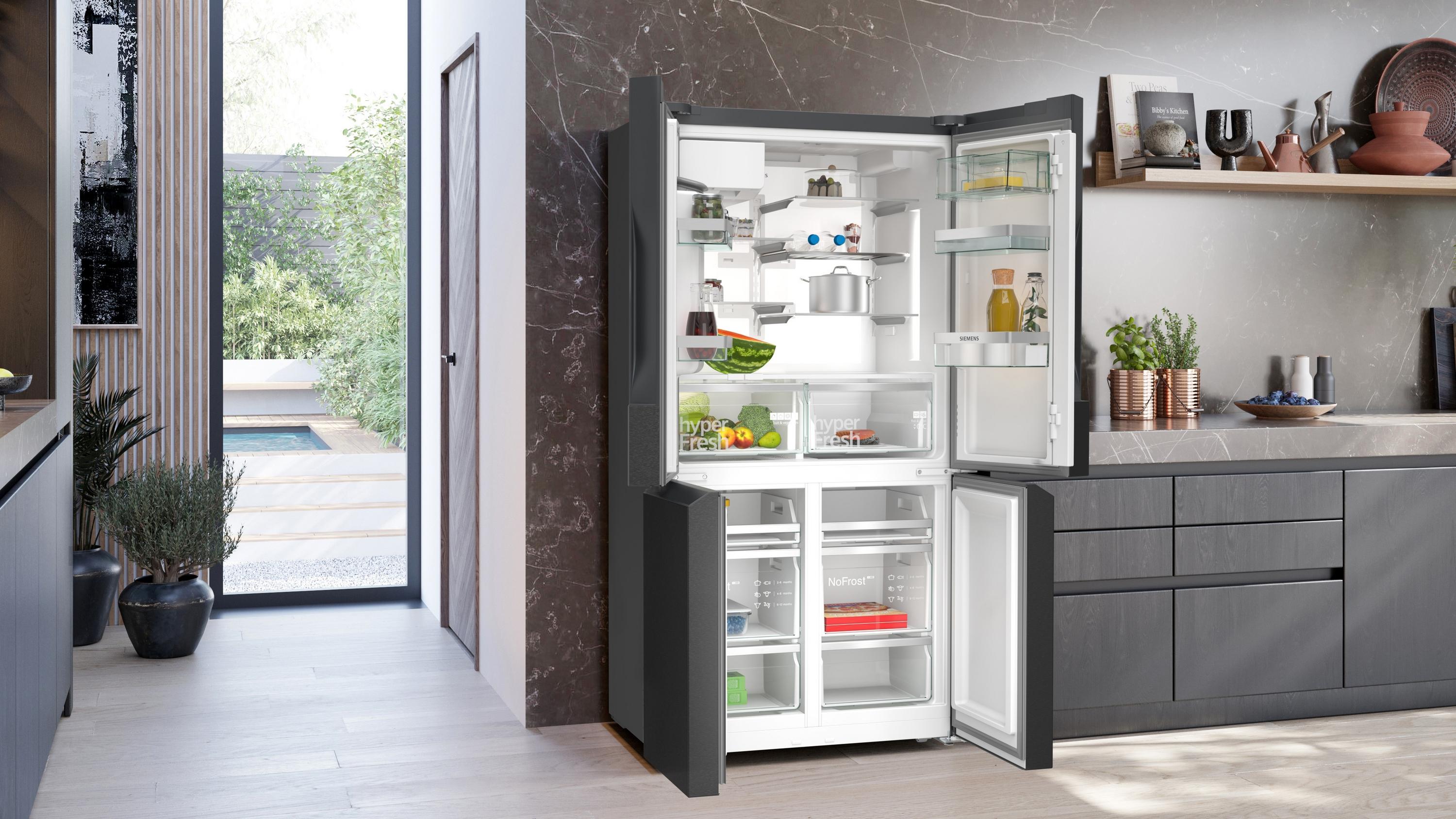 Siemens KF96DPXEA iQ700, Kühl-Gefrier-Kombination, mehrtürig, 183 x 90.5 cm, Gebürsteter schwarzer Stahl AntiFingerprint, Total noFrost