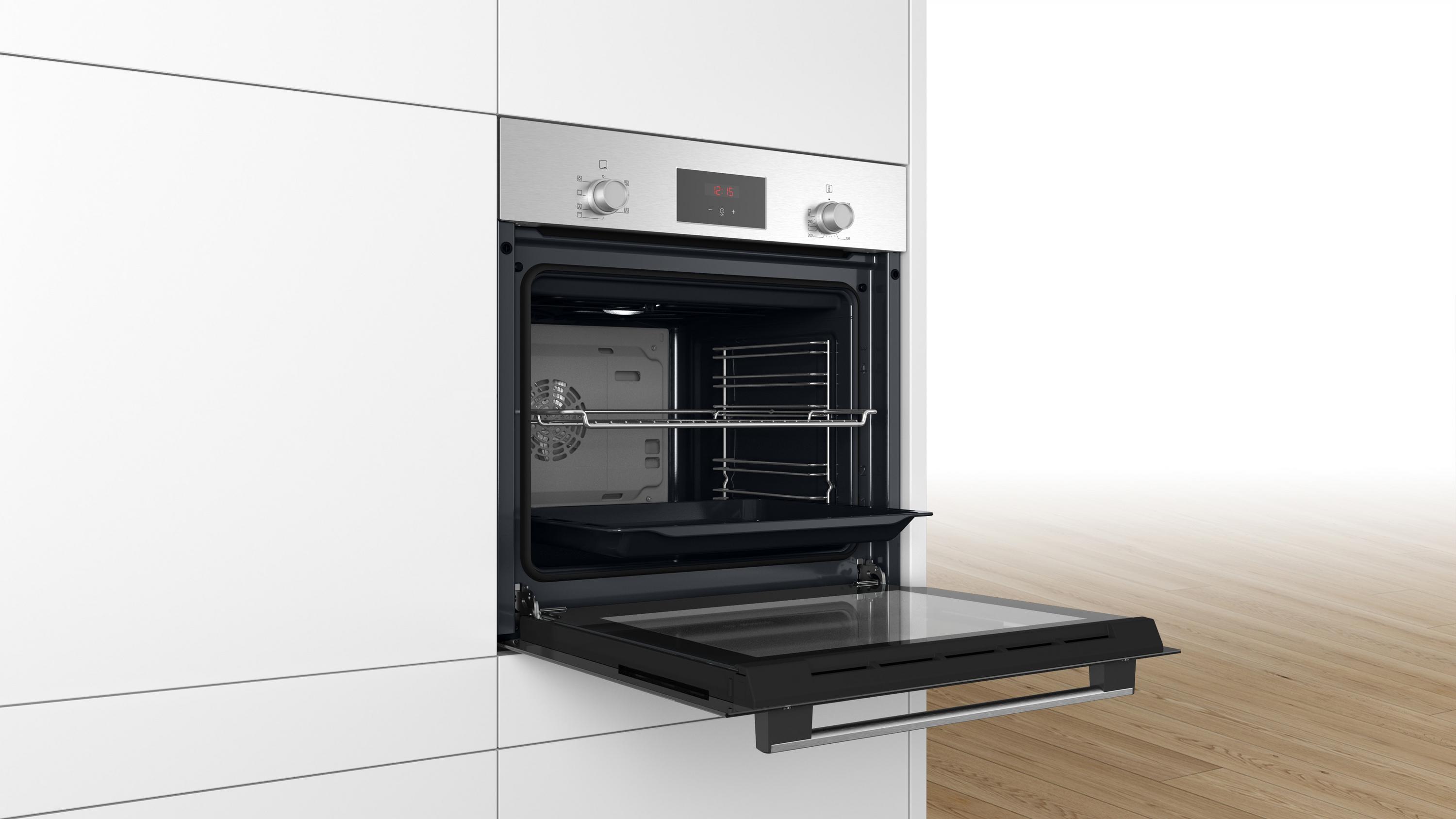 Bosch HBF133BR0 Einbau-Backofen, EcoClean Direct Reinigungshilfe, 3D Heißluft Backen auf 3 Ebenen, A